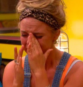 Nicoles Franzel pleads for her live on Big Brother 16 episode 23