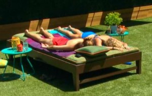 Christine Brecht and Nicole Franzel reconnect on Big Brother 16 episode 29