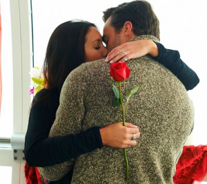 Tim Warmels and Kaylen share their first kiss on The Bachelor Canada 2 episode 2