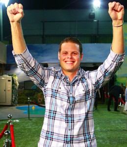 Congratulations Derrick Levasseur is the winner of Big Brother 16