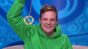 Johnny Mac wins the POV and saves himself from the block #BB17