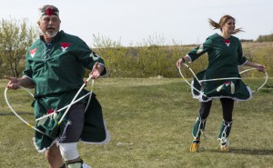 Neil Lumsden and Kristin Lumbsen try their hand at Native Hoop Dancing on Amazing Race Canada 3