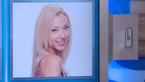 Julia replaces Jace on the memory wall #BB17