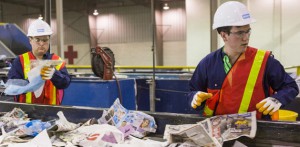 Brent Sweeney and Sean Sweeney choose paper on The Amazing Race Canada 3